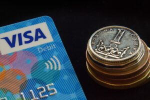 クレカの利用で信用情報を回復する方法は？