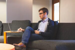 債務整理をIT企業が行う際にバレないための工夫は？