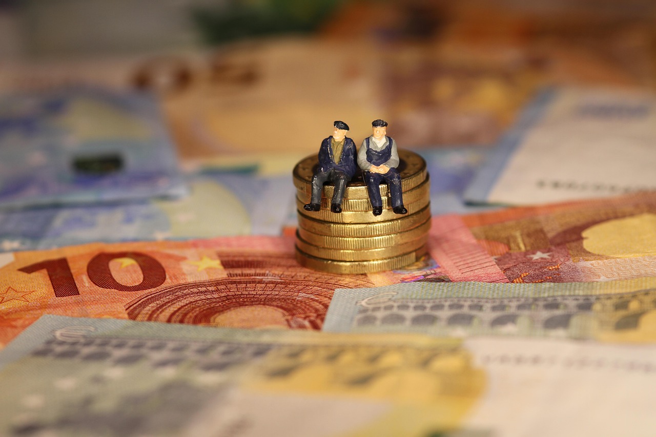 債務整理後の保険解約に伴う返戻金はどうなるの？