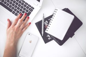 債務整理の際に勤務先に電話が来ることはあるのか？