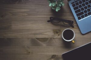 個人再生が職場でバレるリスクとその対策は？